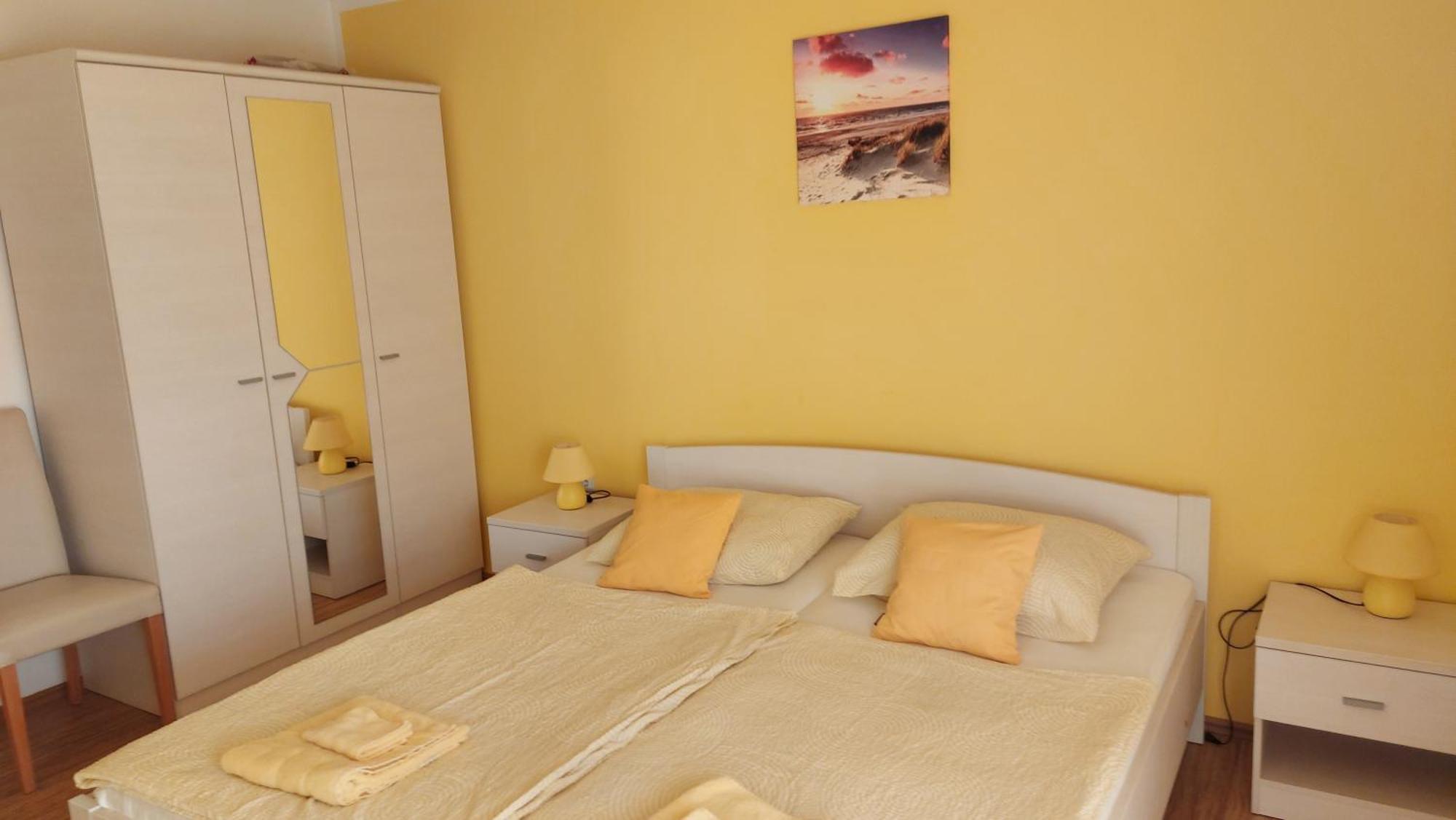 Apartments Kivi Novigrad Istria Cameră foto