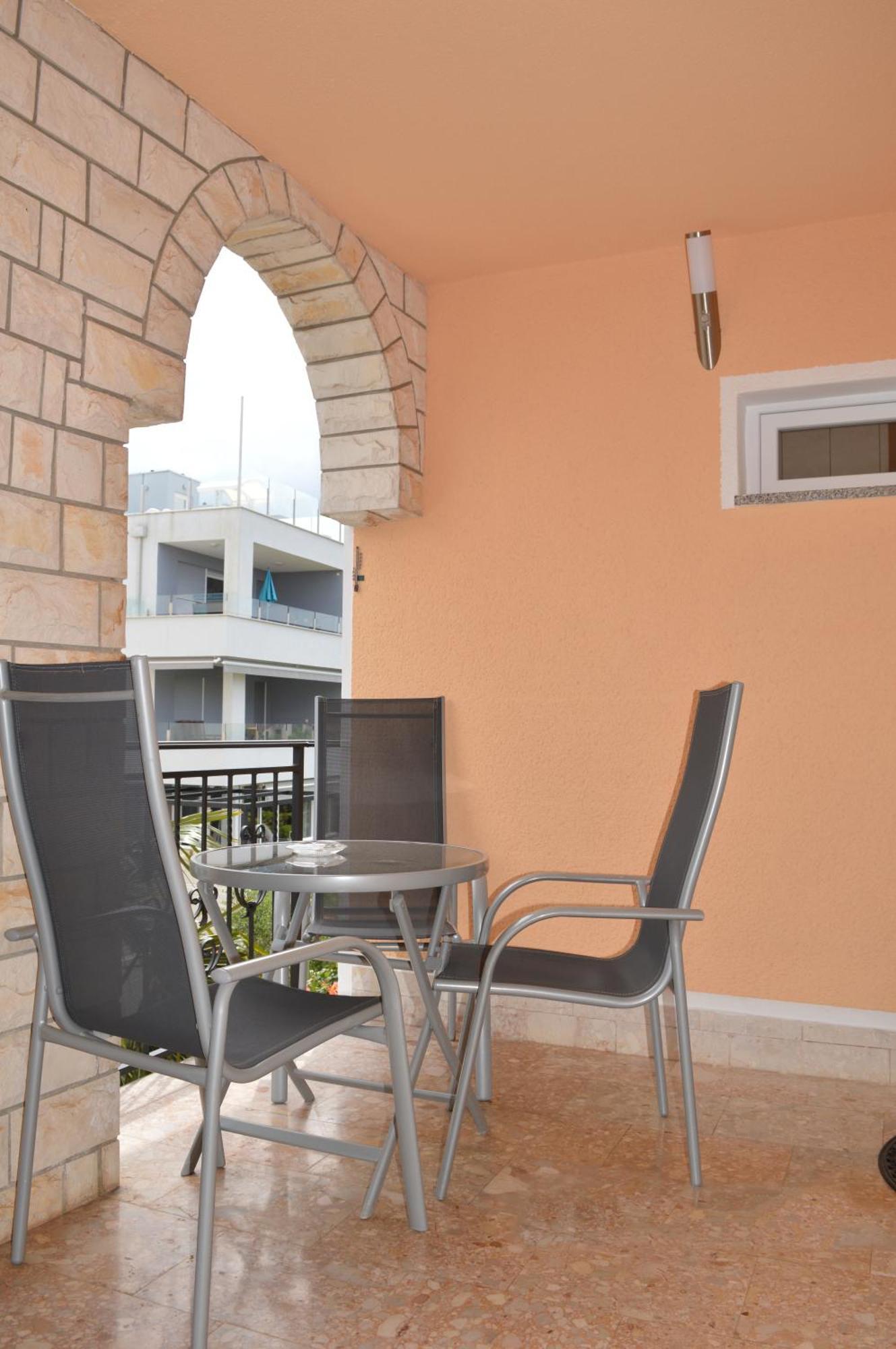 Apartments Kivi Novigrad Istria Exterior foto